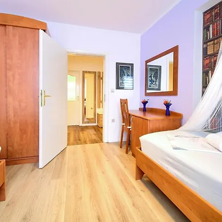 Bor Krk Apartament *