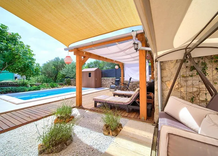 Bor Krk Apartman Krk Town